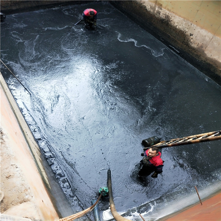 万源废水池清理